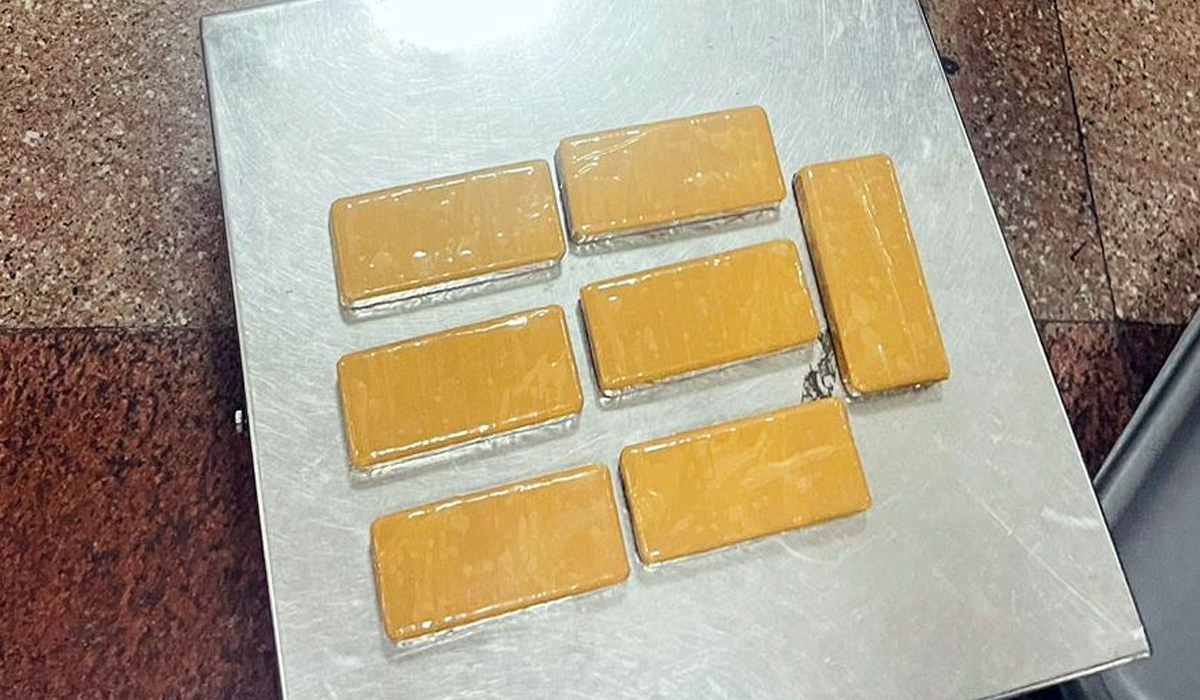 त्रिभुवन विमानस्थलबाट १४ किलो सुनसहित २ जना पक्राउ